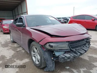 2020 Dodge Charger SXT z VIN 2C3CDXBG8LH150057, wystawiony jako IAAI lot #41936881 z przebiegiem 110 569 mil mil oraz . Historia ofert i sprzedaży dostępna na DreamBid. Obrazek 1.