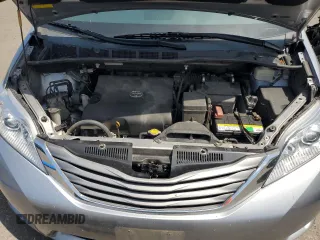 2012 Toyota Sienna XLE AAS with VIN 5TDYK3DC0CS194193, listed as a Copart auction lot 60265455 with 139,246 mi miles and Salvage title. Bid and sale history available at DreamBid. Image 12.