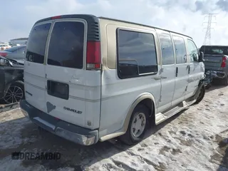 1999 Chevrolet Express with VIN 1GBFG15RXX1047502, listed as a IAAI auction lot 41379918 with 101,936 mi miles. Bid and sale history available at carsss.com. Image 4.
