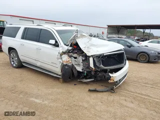 2016 GMC Yukon XL Denali with VIN 1GKS1HKJ8GR306576, listed as a IAAI auction lot 41518187 with 208,586 mi miles. Bid and sale history available at carsss.com. Image 1.