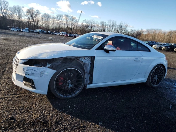 2016 Audi TTS 2.0T z VIN TRUC1AFV5G1031662, wystawiony jako Copart lot #85798674 z przebiegiem 77 674 mil mil oraz Szkoda całkowita • Salvage title. Historia ofert i sprzedaży dostępna na DreamBid. Obrazek 1.