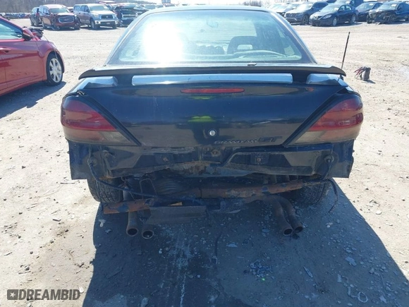 2004 Pontiac Grand Am GT with VIN 1G2NW52E74M683389, listed as a IAAI auction lot 41810159 with 227,091 mi miles. Bid and sale history available at carsss.com. Image 6.