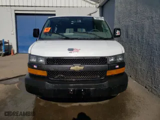2022 Chevrolet Express Passenger LS with VIN 1GAZGNF77N1255047, listed as a Copart auction lot 67718524 with 0 mi miles and Non Repairable. Bid and sale history available at carsss.com. Image 5.