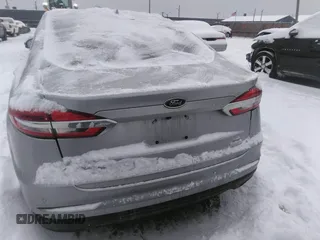 2020 Ford Fusion SE with VIN 3FA6P0HD6LR186599, listed as a IAAI auction lot 41541530 with 0 mi miles. Bid and sale history available at carsss.com. Image 15.