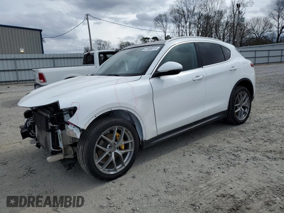 2018 Alfa Romeo Stelvio Ti with VIN ZASFAKBN8J7C03908, listed as a Copart auction lot 47468815 with 62,584 mi miles and Salvage Title. Bid and sale history available at carsss.com. Image 1.