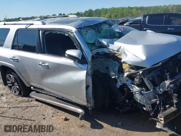 2015 Toyota 4Runner Limited with VIN JTEBU5JR8F5268924, listed as a IAAI auction lot 41984116 with 84,737 mi miles and . Bid and sale history available at carsss.com. Image 6.
