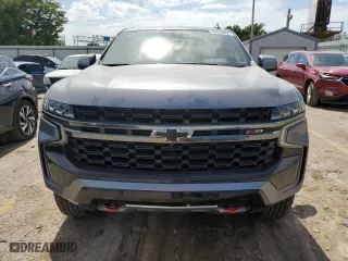 2022 Chevrolet Suburban Z71 with VIN 1GNSKDKD1NR202155, listed as a Copart auction lot 60653304 with 67,495 mi miles and Salvage Title. Bid and sale history available at carsss.com. Image 5.
