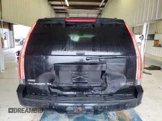 2008 GMC Yukon XL SLE w/3SA with VIN 1GKFC16068R147935, listed as a Copart auction lot 73584174 with 395,875 mi miles and Salvage Title. Bid and sale history available at carsss.com. Image 6.