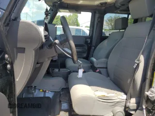 2008 Jeep Wrangler Unlimited Sahara with VIN 1J4GA59178L501668, listed as a Copart auction lot 63586375 with 213,562 mi miles and Clean title. Bid and sale history available at DreamBid. Image 7.
