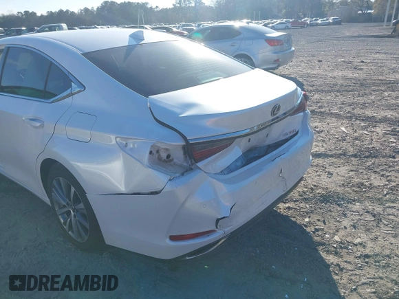 2020 Lexus ES with VIN 58ADZ1B11LU076606, listed as a IAAI auction lot 41274145 with 93,074 mi miles. Bid and sale history available at carsss.com. Image 6.