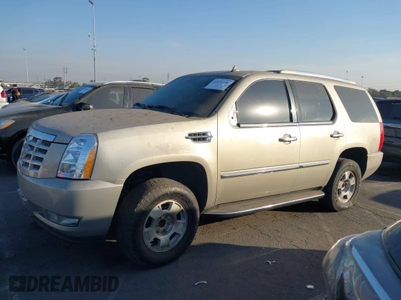 2008 Cadillac Escalade with VIN 1GYEC63848R186256, listed as a IAAI auction lot 41421198 with 1 mi miles. Bid and sale history available at carsss.com. Image 13.