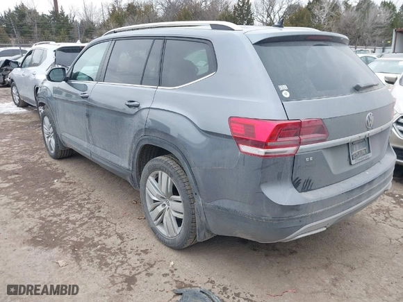 2019 Volkswagen Atlas 3.6L V6 SE w/Technology with VIN 1V2WR2CA2KC581212, listed as a IAAI auction lot 41631619 with 122,160 mi miles. Bid and sale history available at carsss.com. Image 3.