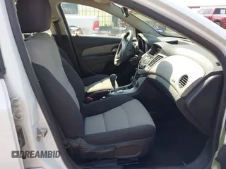 2014 Chevrolet Cruze LS with VIN 1G1PA5SH5E7156604, listed as a IAAI auction lot 41928010 with Not Provided miles and . Bid and sale history available at DreamBid. Image 5.