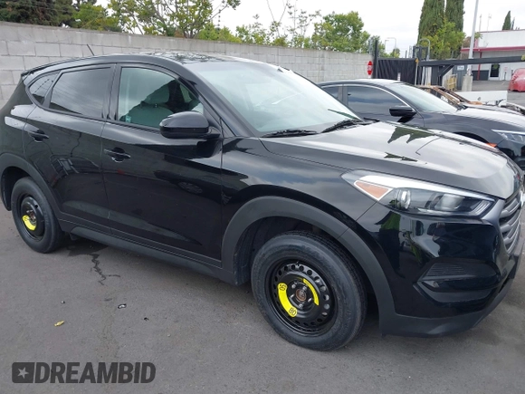 2017 Hyundai Tucson SE z VIN KM8J23A49HU528900, wystawiony jako IAAI lot #42368510 z przebiegiem 58 314 mil mil oraz . Historia ofert i sprzedaży dostępna na DreamBid. Obrazek 1.
