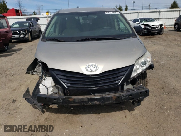2016 Toyota Sienna L с VIN 5TDZK3DC9GS722856, выставлен на аукционе Copart как лот 50233395 с пробегом 89 225 миль миль и Списание • Salvage title. История ставок и продаж доступна на DreamBid. Изображение 5.