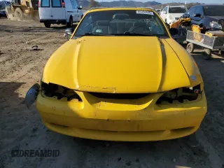 1998 Ford Mustang with VIN 1FAFP444XWF208005, listed as a Copart auction lot 88354435 with 178,683 mi miles and Salvage Title. Bid and sale history available at carsss.com. Image 5.