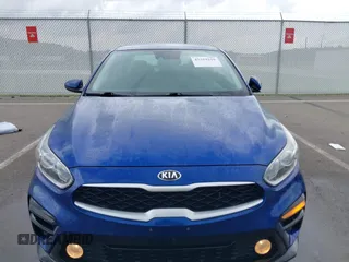 2020 Kia Forte LXS z VIN 3KPF24AD8LE222536, wystawiony jako IAAI lot #42259218 z przebiegiem 50 356 mil mil oraz . Historia ofert i sprzedaży dostępna na DreamBid. Obrazek 6.