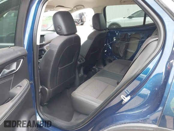 2022 Buick Envision Preferred with VIN LRBAZLR41ND068887, listed as a IAAI auction lot 41168277 with 33,997 mi miles. Bid and sale history available at carsss.com. Image 8.