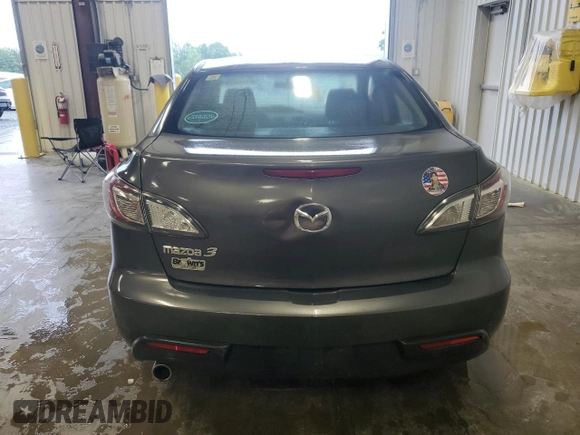 2011 Mazda 3 i Touring z VIN JM1BL1VG5B1376217, wystawiony jako Copart lot #56741595 z przebiegiem 133 501 mil mil oraz Szkoda całkowita • Salvage title. Historia ofert i sprzedaży dostępna na DreamBid. Obrazek 6.