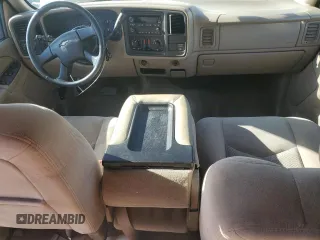 2004 Chevrolet Silverado 1500 Z71 with VIN 2GCEK19T641303720, listed as a Copart auction lot 54622325 with 211,776 mi miles and Clean Title. Bid and sale history available at DreamBid. Image 8.