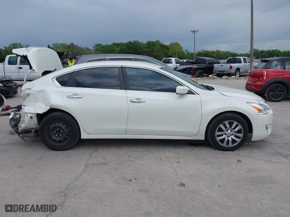 2015 Nissan Altima 2.5 with VIN 1N4AL3AP9FC212952, listed as a IAAI auction lot 41953425 with 104,139 mi miles. Bid and sale history available at carsss.com. Image 14.