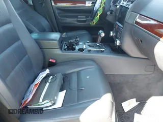 2005 Volkswagen Touareg 3.2L V6 with VIN WVGZG77L65D079228, listed as a IAAI auction lot 41832037 with Not Provided miles and . Bid and sale history available at DreamBid. Image 5.