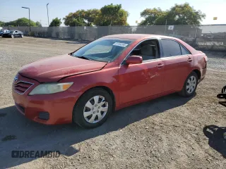 2011 Toyota Camry LE z VIN 4T1BF3EK0BU143704, wystawiony jako Copart lot #61184195 z przebiegiem 205 862 mil mil oraz Szkoda całkowita • Salvage title. Historia ofert i sprzedaży dostępna na DreamBid. Obrazek 1.