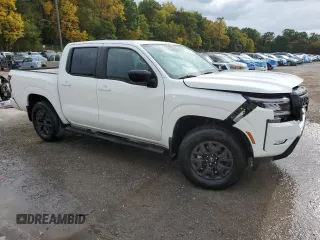 2023 Nissan Frontier SV with VIN 1N6ED1EK2PN662733, listed as a Copart auction lot 71843834 with 31,652 mi miles and Salvage Title. Bid and sale history available at carsss.com. Image 4.