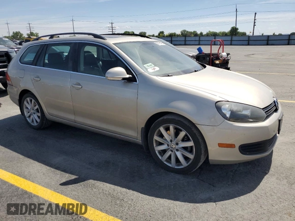2013 Volkswagen Jetta TDI w/Sunroof & Nav с VIN 3VWPL7AJ5DM647564, выставлен на аукционе Copart как лот 58786495 с пробегом 226 456 миль миль и Списание • Salvage title. История ставок и продаж доступна на DreamBid. Изображение 4.