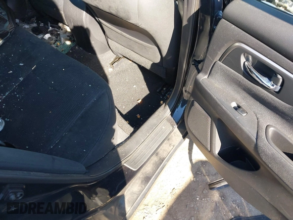 2015 Nissan Altima SV with VIN 1N4AL3AP5FC139711, listed as a IAAI auction lot 41762286 with 106,986 mi miles and . Bid and sale history available at DreamBid. Image 8.