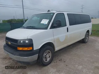 2020 Chevrolet Express Passenger LS with VIN 1GAZGNFG7L1241548, listed as a IAAI auction lot 42675352 with 9,651 mi miles and . Bid and sale history available at DreamBid. Image 17.