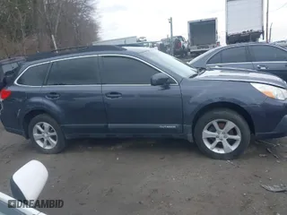 2013 Subaru Outback 2.5i Premium with VIN 4S4BRBGC7D3213103, listed as a IAAI auction lot 42025151 with 204,043 mi miles. Bid and sale history available at carsss.com. Image 13.