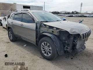 2020 Jeep Cherokee Altitude with VIN 1C4PJMLX9LD507326, listed as a Copart auction lot 50621445 with 62,602 mi miles and Salvage Title. Bid and sale history available at DreamBid. Image 4.
