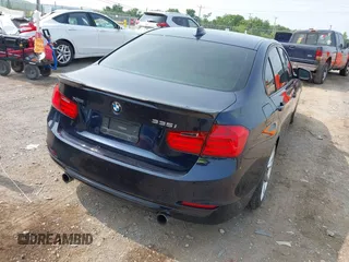2013 BMW 3 Series 335i xDrive с VIN WBA3B9C53DJ465713, выставлен на аукционе IAAI как лот 42485856 с пробегом 106 716 миль миль и . История ставок и продаж доступна на DreamBid. Изображение 4.