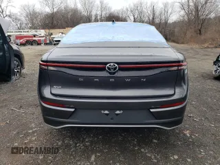 2023 Toyota Crown XLE z VIN JTDAAAAFXP3013809, wystawiony jako Copart lot #36832934 z przebiegiem 11 mil mil oraz . Historia ofert i sprzedaży dostępna na DreamBid. Obrazek 6.