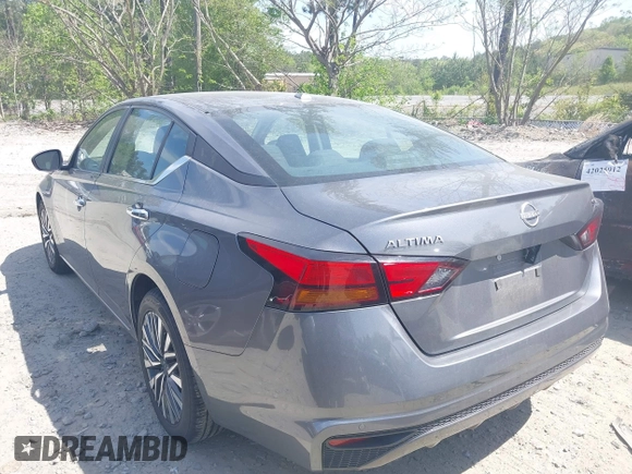 2024 Nissan Altima SV with VIN 1N4BL4DV8RN393037, listed as a IAAI auction lot 42019922 with 30,090 mi miles and . Bid and sale history available at DreamBid. Image 14.