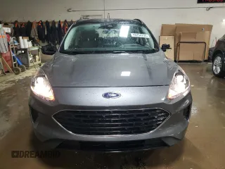 2022 Ford Escape SE z VIN 1FMCU0G66NUA43023, wystawiony jako Copart lot #48254235 z przebiegiem Nie podano mil oraz Szkoda całkowita • Salvage title. Historia ofert i sprzedaży dostępna na DreamBid. Obrazek 5.