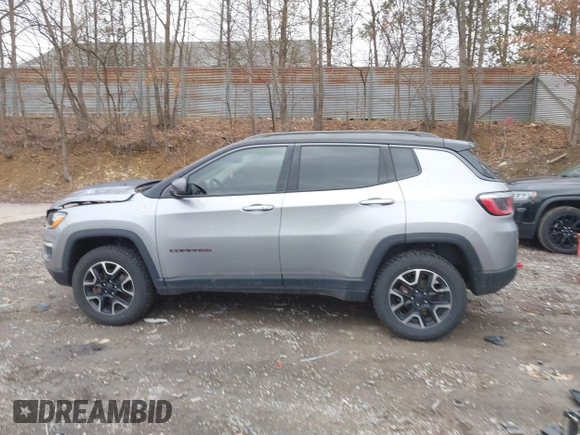 2020 Jeep Compass Trailhawk with VIN 3C4NJDDB9LT127231, listed as a IAAI auction lot 41817392 with 111,344 mi miles and . Bid and sale history available at carsss.com. Image 15.