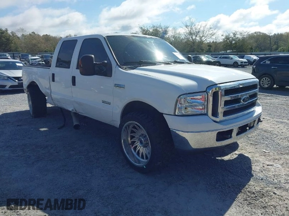 2006 Ford Super Duty F-250 XL with VIN 1FTSW20PX6EC01710, listed as a IAAI auction lot 41853899 with 249,484 mi miles. Bid and sale history available at carsss.com. Image 1.