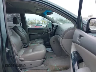 2005 Toyota Sienna CE with VIN 5TDZA23C15S313939, listed as a IAAI auction lot 41952894 with 268,191 mi miles. Bid and sale history available at carsss.com. Image 5.