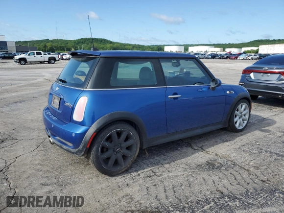 2005 MINI Hardtop S with VIN WMWRE33465TG95065, listed as a Copart auction lot 55536195 with 104,064 mi miles and Clean Title. Bid and sale history available at DreamBid. Image 3.