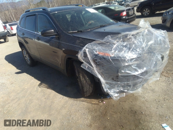 2015 Jeep Cherokee Latitude with VIN 1C4PJMCB5FW784536, listed as a IAAI auction lot 41667686 with 194,422 mi miles and . Bid and sale history available at carsss.com. Image 1.