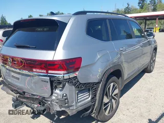 2024 Volkswagen Atlas SE with VIN 1V2HR2CA9RC531636, listed as a IAAI auction lot 42757784 with 40,257 mi miles and . Bid and sale history available at DreamBid. Image 4.
