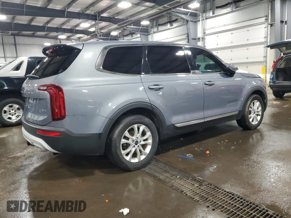 2020 Kia Telluride LX with VIN 5XYP2DHCXLG050143, listed as a Copart auction lot 51328465 with 147,557 mi miles and Salvage Title. Bid and sale history available at carsss.com. Image 3.
