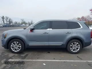 2020 Kia Telluride LX with VIN 5XYP2DHC8LG020008, listed as a IAAI auction lot 42020065 with 104,496 mi miles and . Bid and sale history available at carsss.com. Image 14.