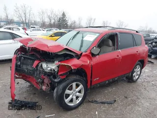 2007 Toyota RAV4 Limited with VIN JTMZK31V776003448, listed as a IAAI auction lot 41504699 with 216,628 mi miles. Bid and sale history available at carsss.com. Image 17.