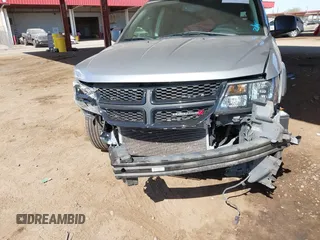2017 Dodge Journey SE with VIN 3C4PDCABXHT586922, listed as a IAAI auction lot 41711047 with 114,118 mi miles and . Bid and sale history available at DreamBid. Image 6.