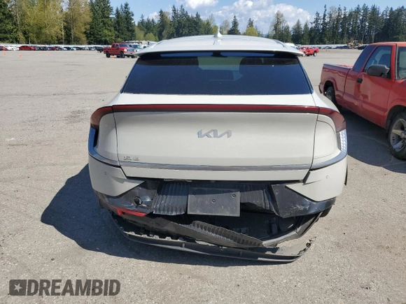 2022 Kia EV6 Wind z VIN KNDC3DLC7N5036151, wystawiony jako Copart lot #53167575 z przebiegiem 71 258 mil mil oraz Szkoda całkowita • Salvage title. Historia ofert i sprzedaży dostępna na DreamBid. Obrazek 6.