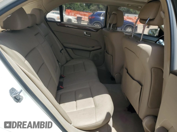 2010 Mercedes-Benz E 350 Luxury с VIN WDDHF5GB8AA170484, выставлен на аукционе Copart как лот 60600095 с пробегом 254 397 миль миль и Списание • Salvage title. История ставок и продаж доступна на DreamBid. Изображение 10.