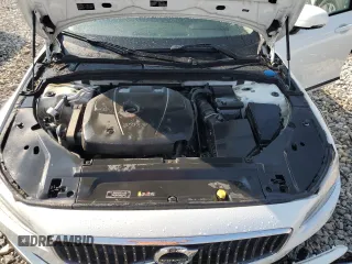 2017 Volvo V90 z VIN YV4A22NL5H1008353, wystawiony jako Copart lot #70598674 z przebiegiem 162 268 mil mil oraz Tytuł czysty. Historia ofert i sprzedaży dostępna na DreamBid. Obrazek 11.